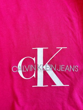 Camiseta Calvin Klein Jeans Rosa Talla L