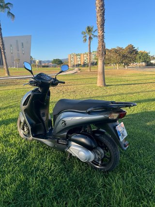 Honda PS 125 Gris Scooter