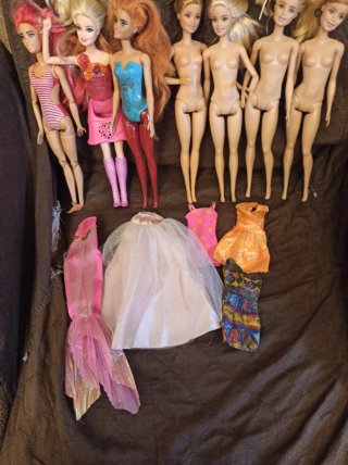 Lote 7 muñecas Barbies Mattel