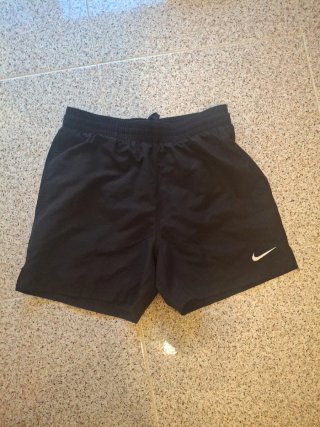 Pantalón corto Nike negro