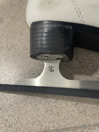 Pattini da ghiaccio bianchi taglia 33/34