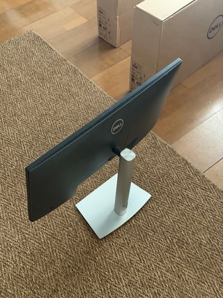2 Monitor Dell P2722H