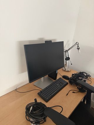 2 Monitor Dell P2722H