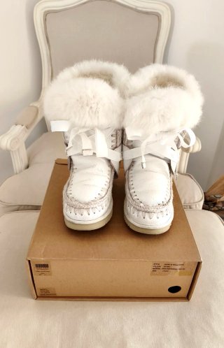 Botas MOU pelo blanco talla 37. Dos usos