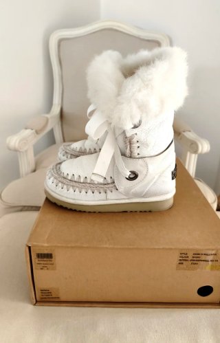 Botas MOU pelo blanco talla 37. Dos usos
