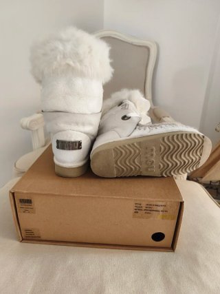 Botas MOU pelo blanco talla 37. Dos usos