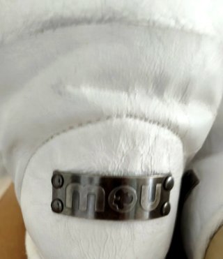 Botas MOU pelo blanco talla 37. Dos usos
