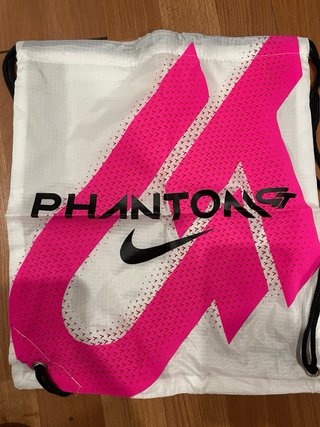 Chuteiras Nike Phantom 6 Pro