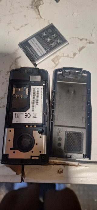 Telefono Mobile Sony Ericsson J120i Nero