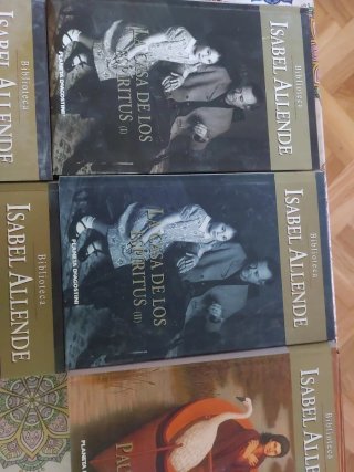Lotes de libros de Isabel Allende