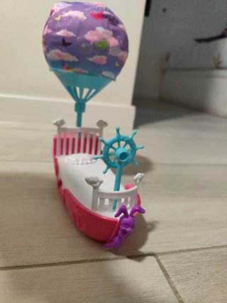 Barco globo de juguete