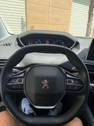 Peugeot 3008 2022