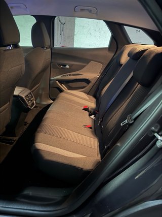 Peugeot 3008 2022