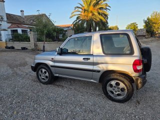 Mitsubishi Montero 2002