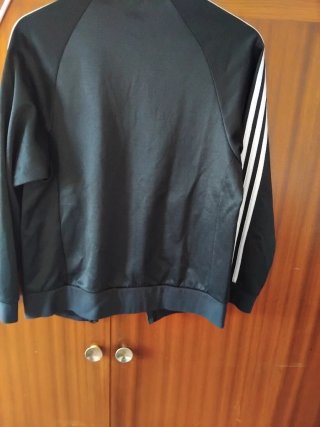 Chaqueta Adidas Negra y Blanca s