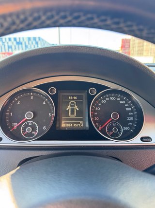 Volkswagen Passat 2011