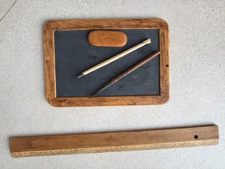 Conjunto material escolar antiguo