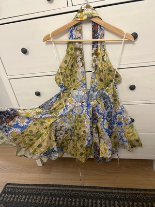 Vestido corto floral multicolor