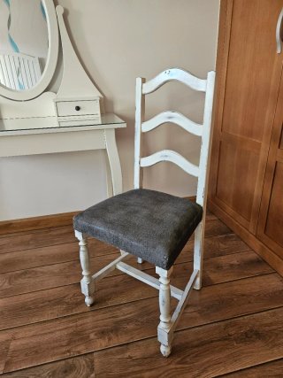 Tocador IKEA HEMNES con espejo + silla regalo