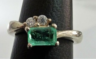 Anillo Plata Esmeralda Natural y Circonitas