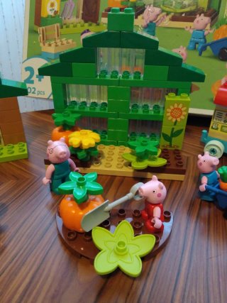 LEGO Duplo Peppa Pig 10461 Granja y Invernadero