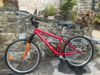 Bicicleta Decathlon Btwin Rockrider Rossa