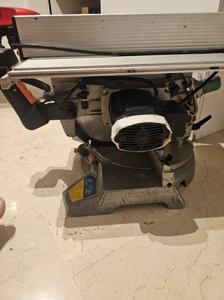 Sierra ingletadora Virutex TM 33L