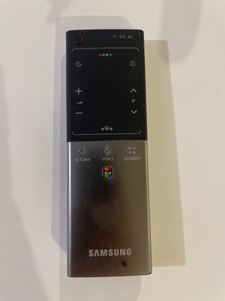 Samsung Teclado, Mando smart control y IR Blaster.