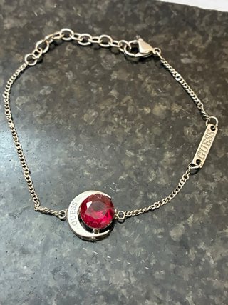 Pulsera Guess Plata con Rubi Natural 2.5 Ct