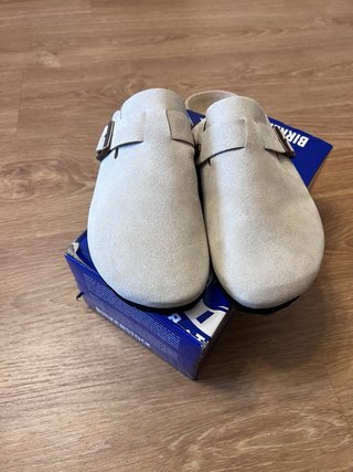 Birkenstock Bege Suede Clogs