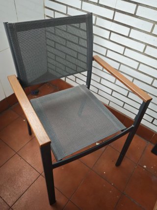Conjunto mesa y 2 sillas de jardín