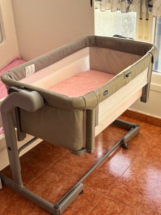 Cuna de colecho Chicco Next2Me Magic Evo grigio