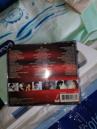 Los Éxitos del Año 2001 y 2000 6 CDs