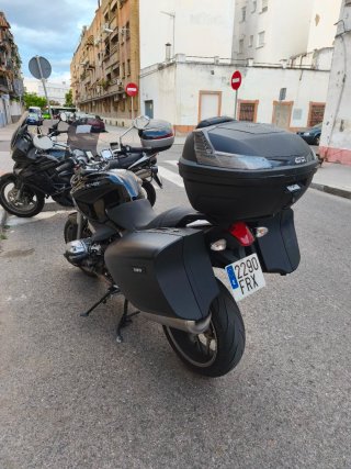 BMW R1200R Negra