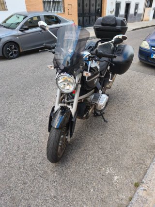 BMW R1200R Negra
