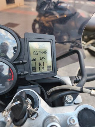 BMW R1200R Negra
