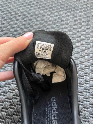 Adidas Gazelle Negras Sin Estrenar Talla 38