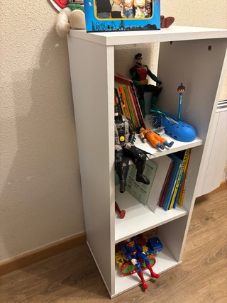 Estantería blanca modular