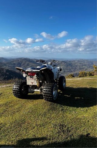 Suzuki LTZ 250cc Blanco