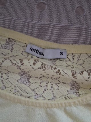 Lote 2 camisetas Zara y Lefties