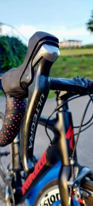 Specialized Roubaix SL4 Sport Ultegra