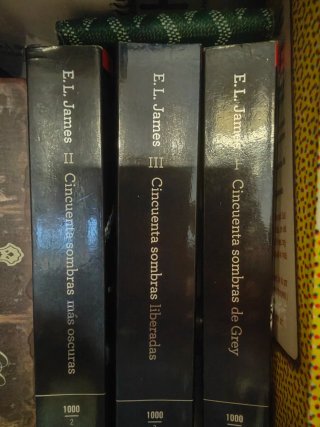 CINCUENTA SOMBRAS DE GREY TRILOGÍA