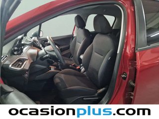 Peugeot 208 PureTech Signature 60 kW (82 CV)