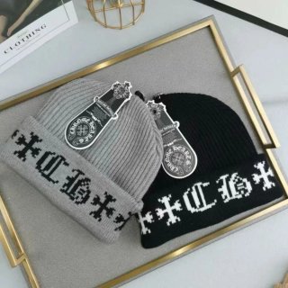 Gorros de lana con diseño cruzado