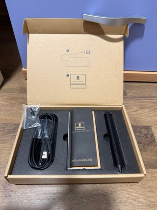 One by Wacom CTL-472 – Tableta gráfica sin usar