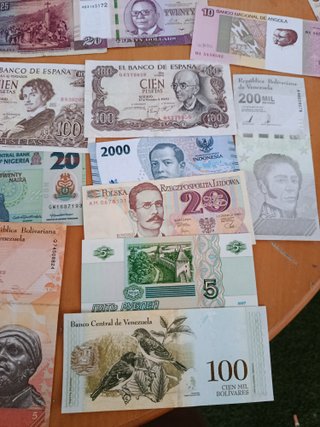 Colección Billetes Antiguos Internacionales