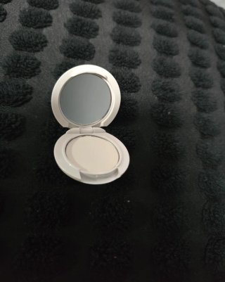 Mini polvos matificantes Charlotte Tilbury