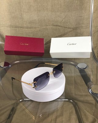 Gafas de Sol Cartier Negras y Doradas – Elegancia
