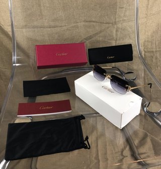 Gafas de Sol Cartier Negras y Doradas – Elegancia