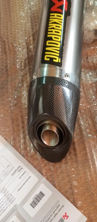 Akrapovic Yamaha R1 2006